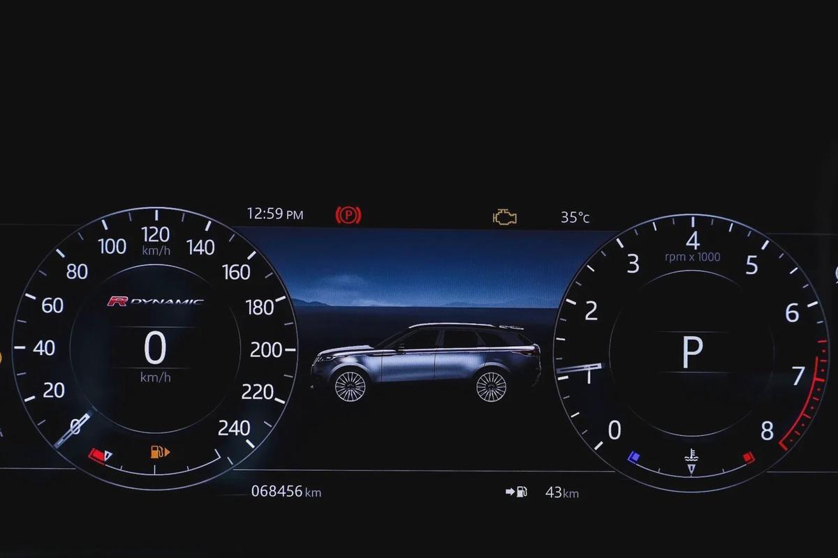 Land Rover Range Rover Velar 2018-17-17