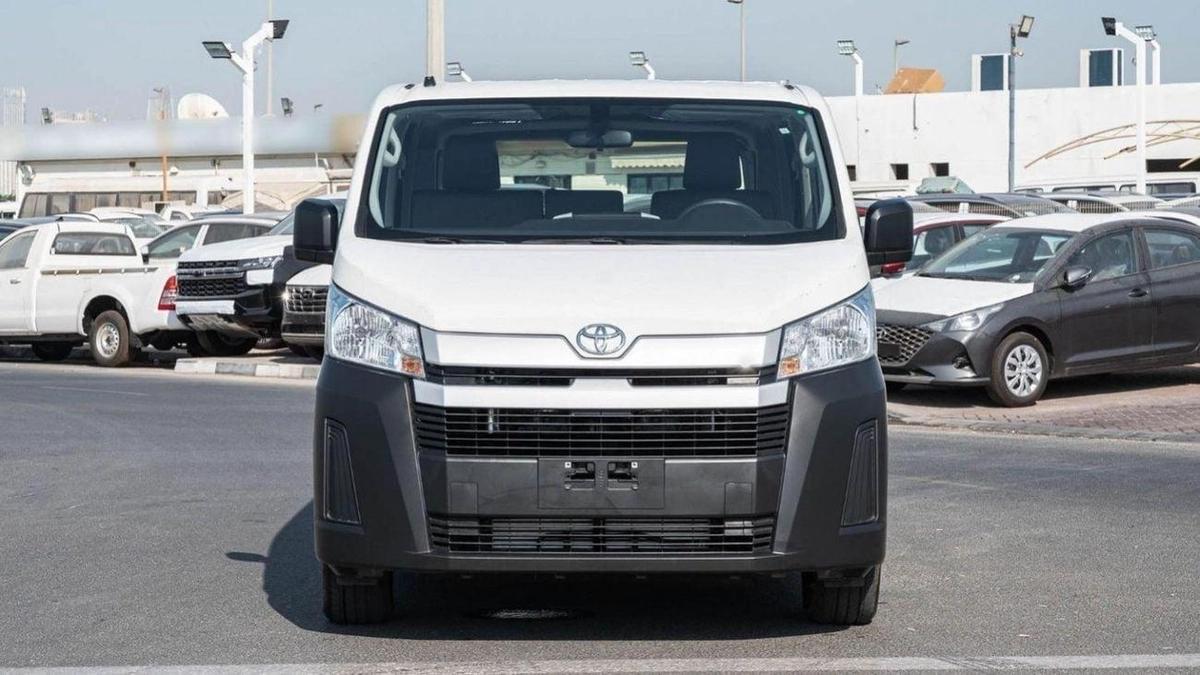 Toyota Hiace STD 3.5D MT CARGO MY2025-1-1