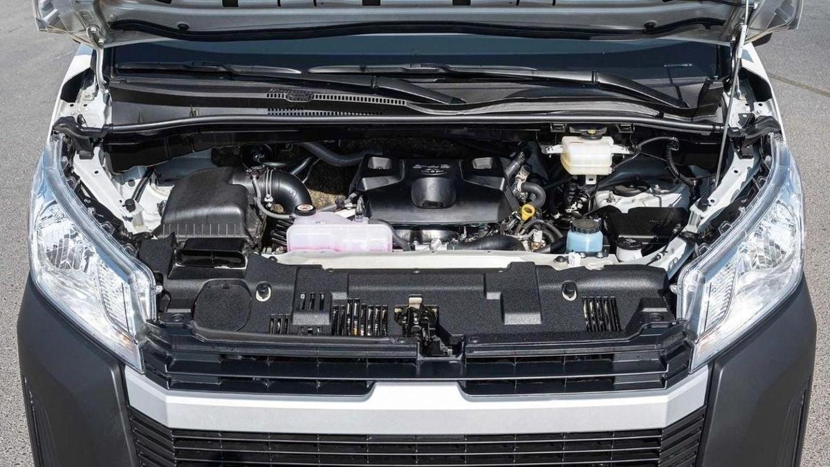 Toyota Hiace STD 3.5D MT CARGO MY2025-16-16