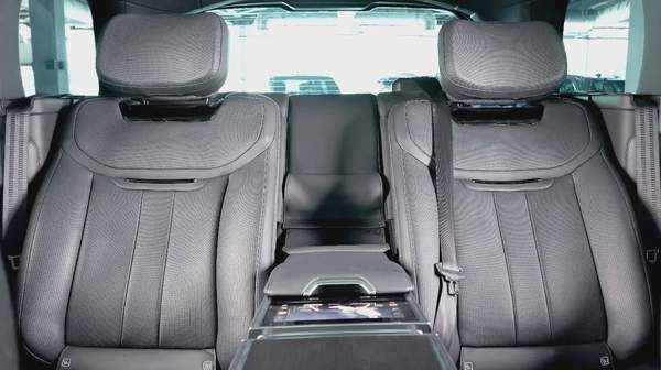 Range Rover SV-GCC-Warranty Service from Al Tayer Until 2029-1 Owner-Bespoke Order