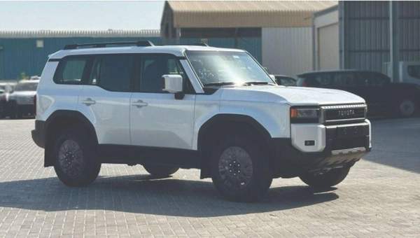 Toyota Prado 2.7L Petrol Limited 6A/T 2025