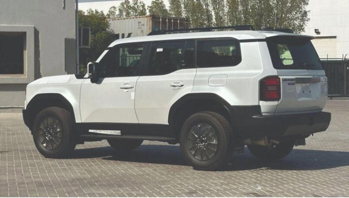 Toyota Prado 2.7L Petrol Limited 6A/T 2025-3-3