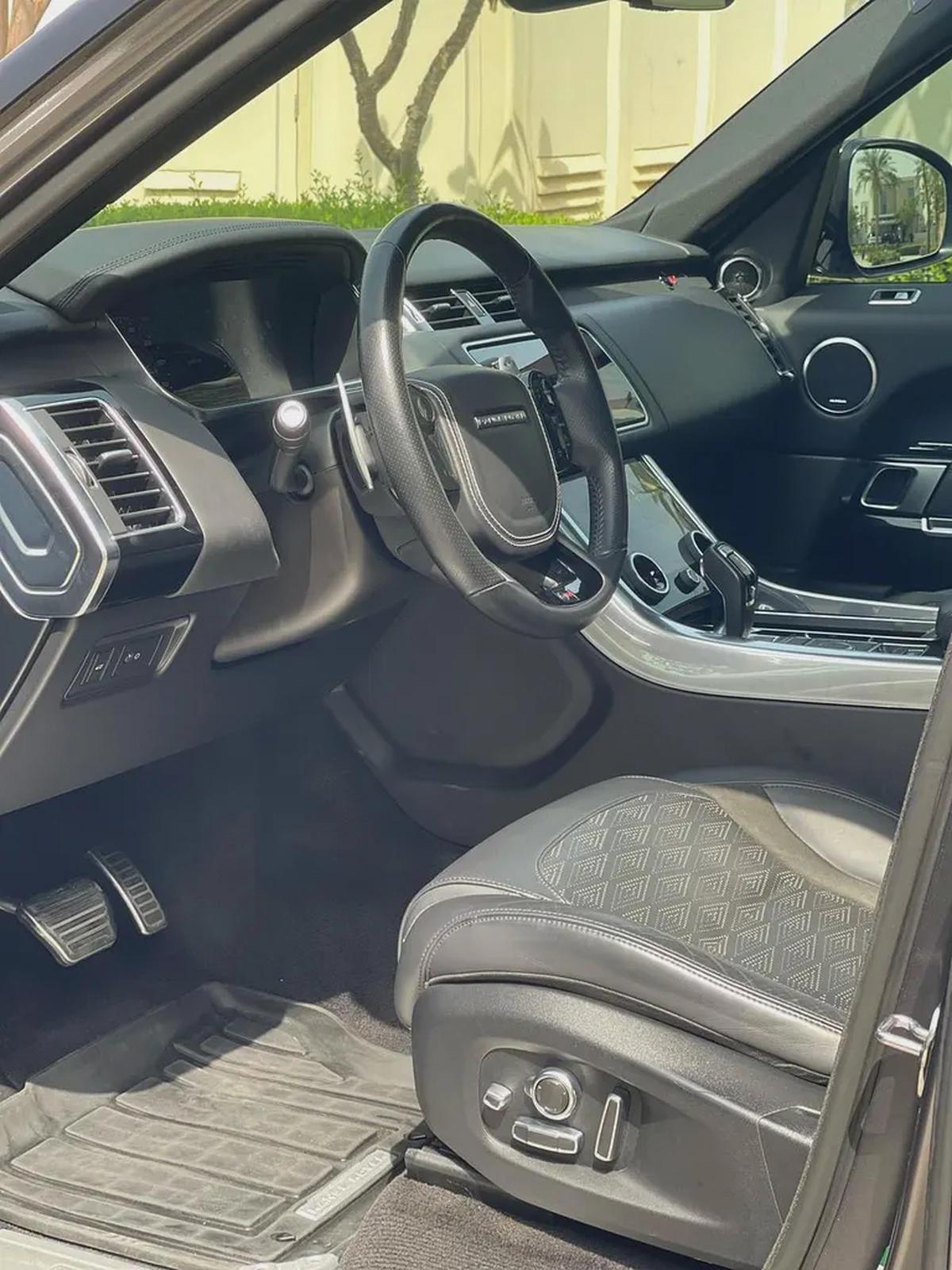 Land Rover Range Rover Sport SVR 2019 - American Specs-9-9