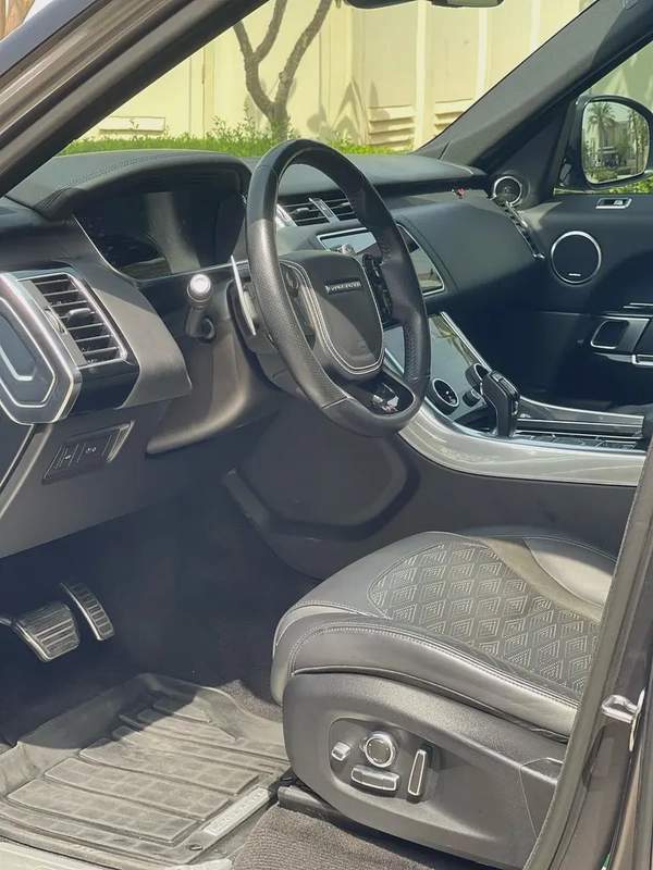 Land Rover Range Rover Sport SVR 2019 - American Specs