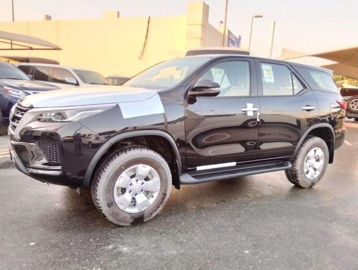 Toyota Fortuner FORTUNER 2.4L 4WD DIESEL MED OPTION 2024-0-0