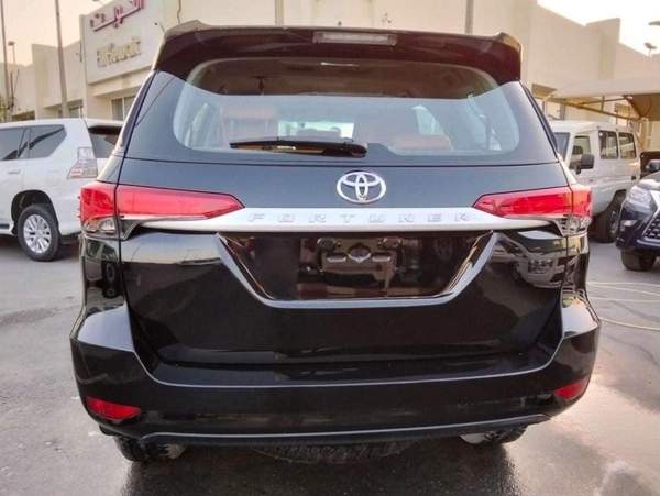 Toyota Fortuner FORTUNER 2.4L 4WD DIESEL MED OPTION 2024