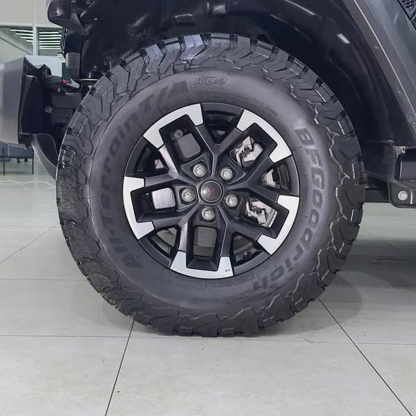 2025 Jeep Wrangler Rubicon V6 - Brand New