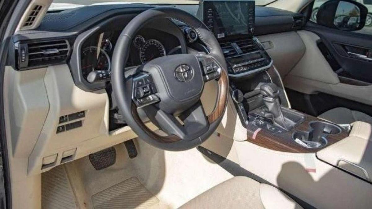 Toyota Land Cruiser Land cruiser GXR 4.0L FULL OPTION 2025-8-8