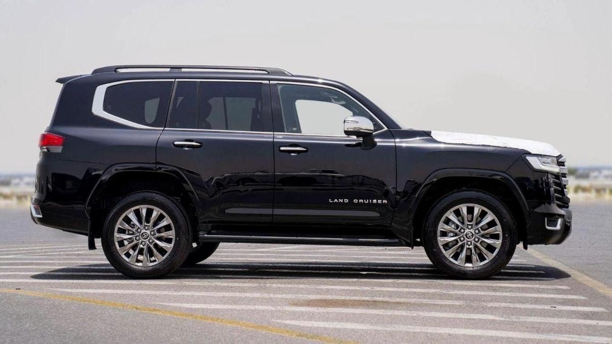 Toyota Land Cruiser VXR 3.3L diesel MY2025-7-7