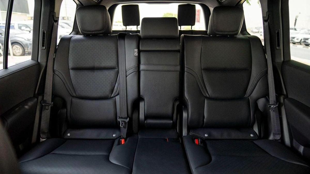 Toyota Land Cruiser VXR 3.3L diesel MY2025-23-23