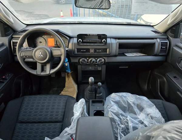 Mitsubishi L200 GLX 2.4L