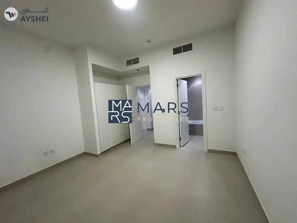 Brand New!! 3BR corner villa available with Maid room & Balcony & Big garden