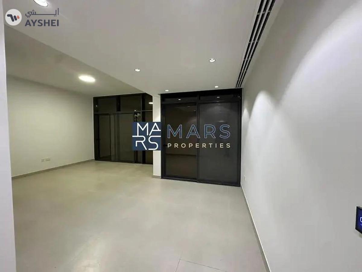 Brand New!! 3BR corner villa available with Maid room & Balcony & Big garden -15-15