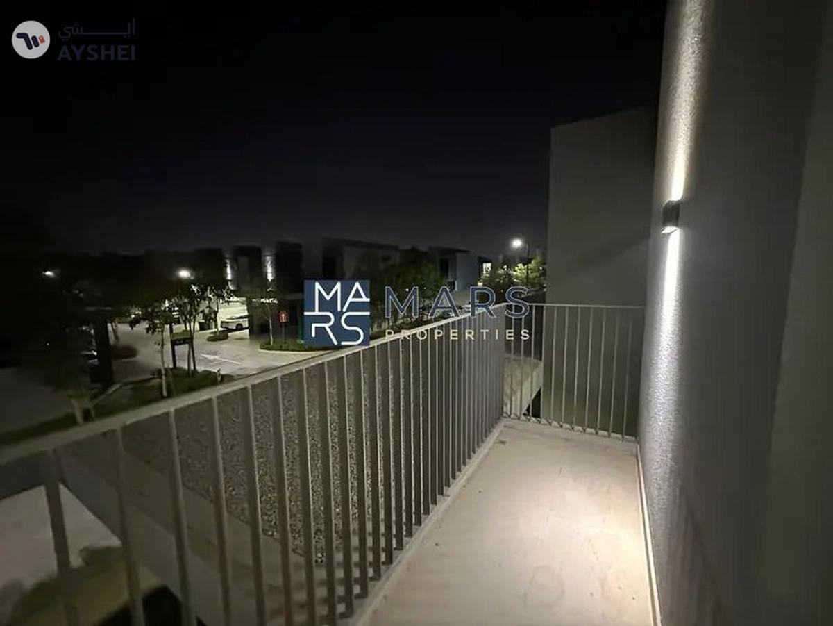 Brand New!! 3BR corner villa available with Maid room & Balcony & Big garden -4-4