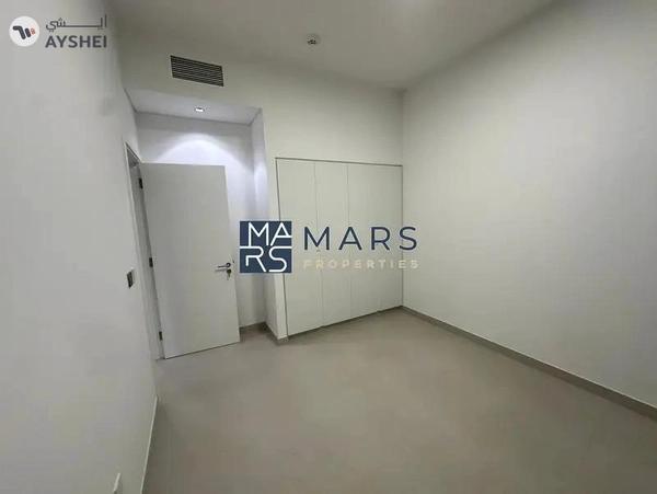 Brand New!! 3BR corner villa available with Maid room & Balcony & Big garden