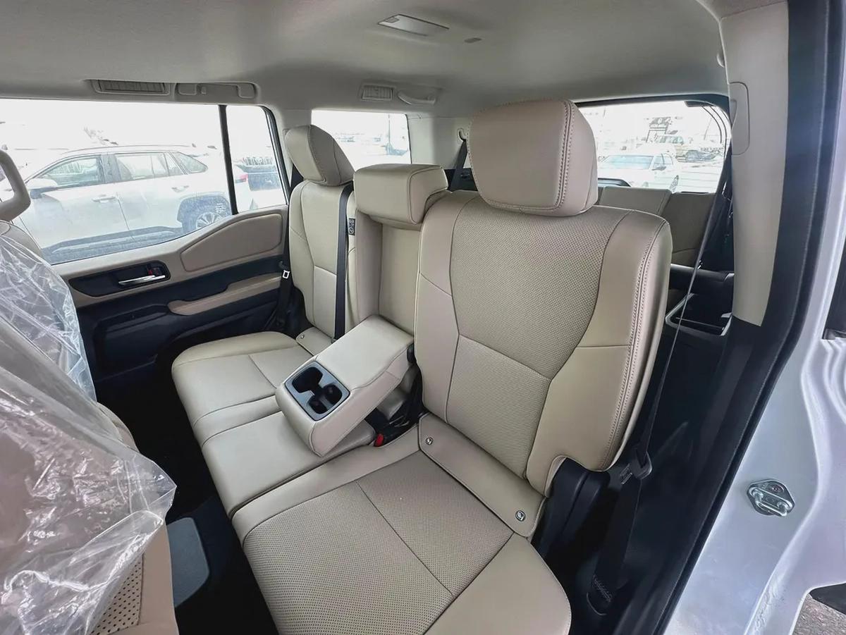 2024 Toyota Prado GX MID - GCC Specs - Brand New-7-7