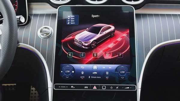 2026 Mercedes-Benz C200 AMG Premium EQ Boost RWD GCC 0Km With 2 Years Unlimited Mileage Warranty