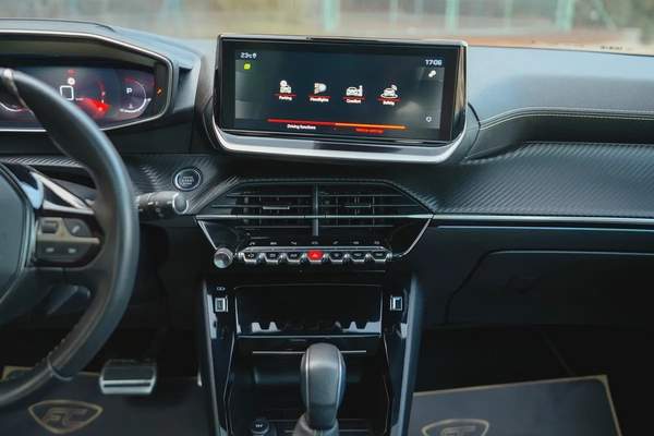 AED 639/Month | 208 GT | Free Warranty | GCC Specs | REF#P01816