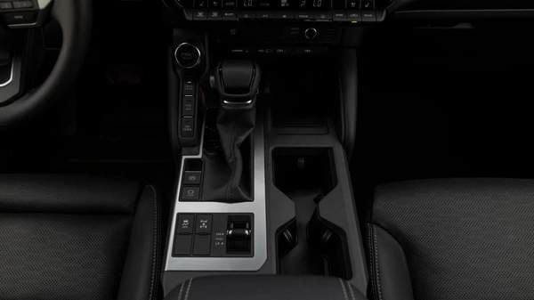 Toyota Prado 250 VX PREMIUM 2.4P AT MY2025 – BLACK