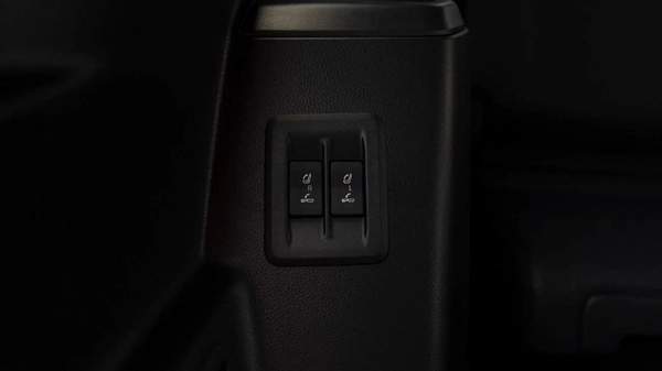 Toyota Prado 250 VX PREMIUM 2.4P AT MY2025 – BLACK