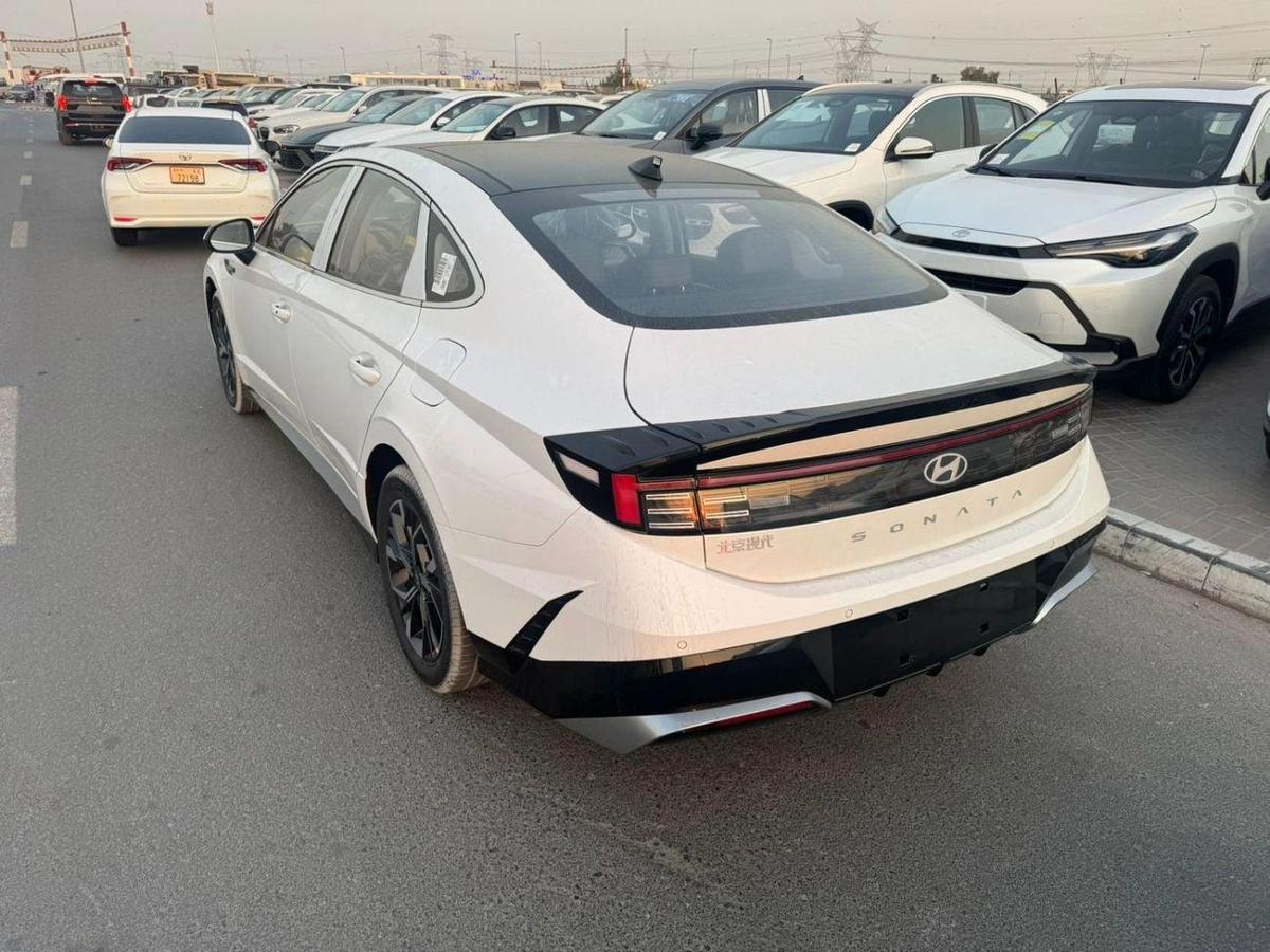 Hyundai Sonata-8-8