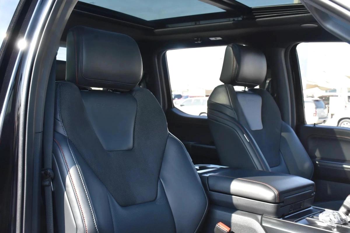 RAPTOR 4WD 2024 | BLACK-3-3