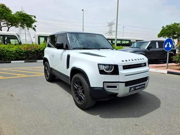 Land Rover Defender 90 S P300