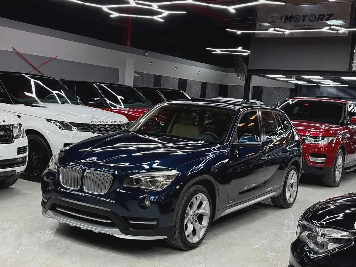 BMW X1 | 1 Owner | Original Paint | Like New | GCC Specs-3-3