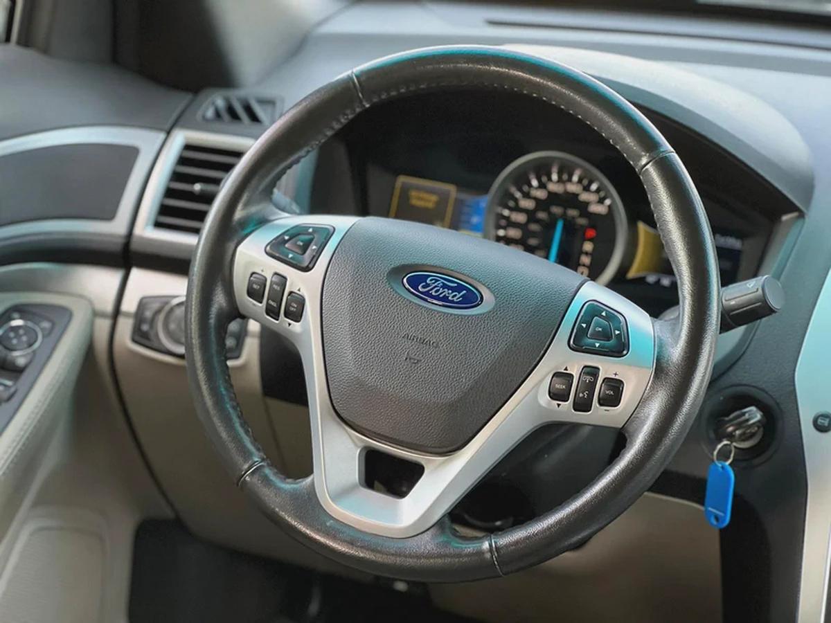 FORD EXPLORER XLT - 2012 - CLEAN CAR FRESH JAPAN IMPORT-18-18