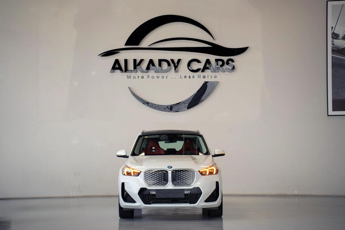 BMW iX1 xDrive30 M Sport-15-15