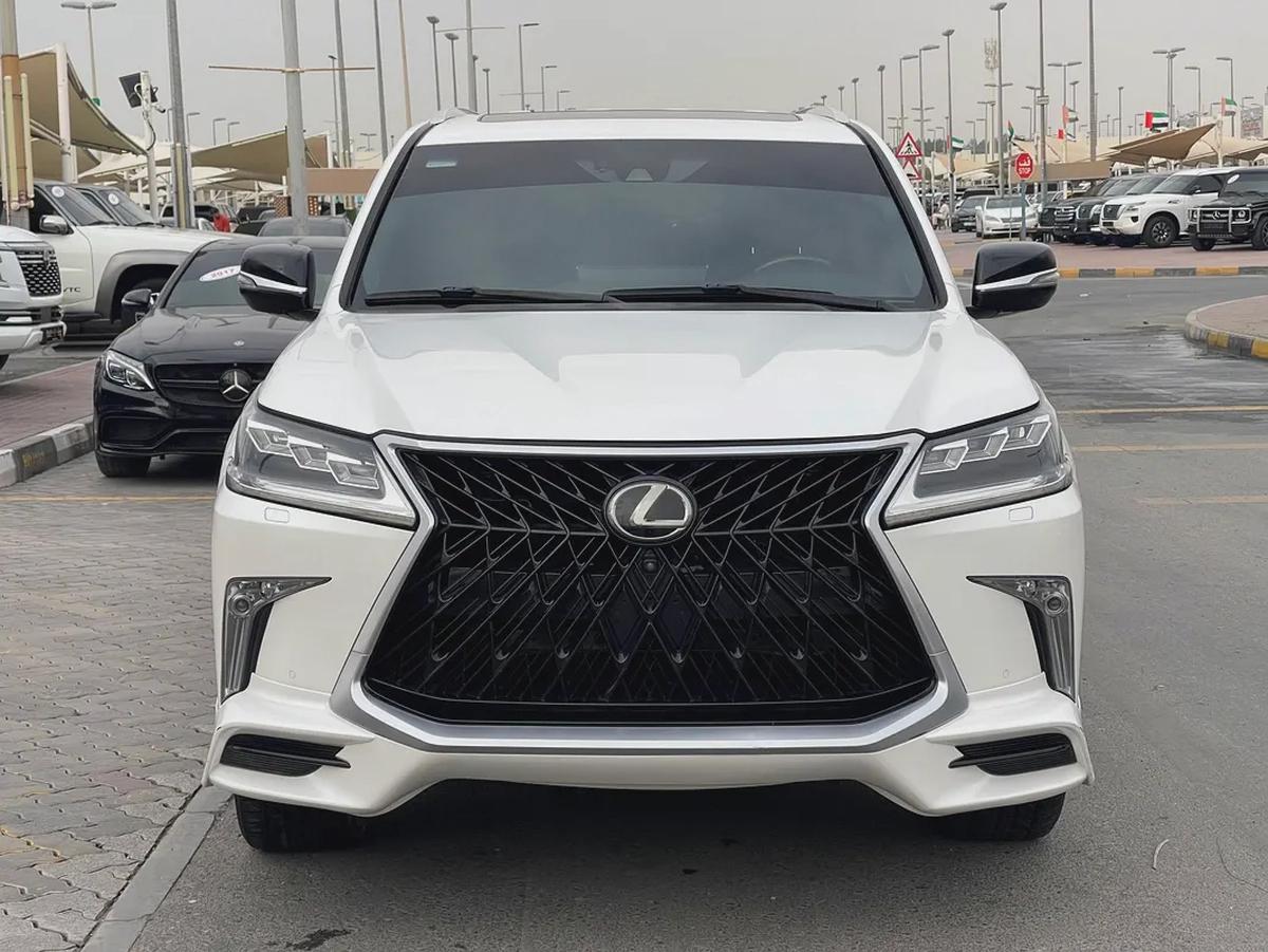 Lexus LX 570 Signature 2018 GCC Specs-0-0