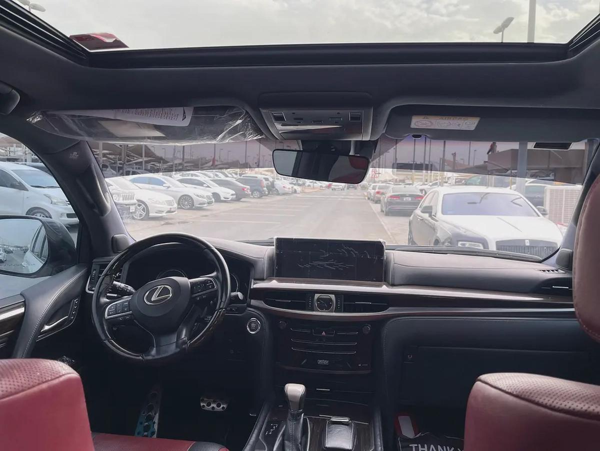 Lexus LX 570 Signature 2018 GCC Specs-17-17