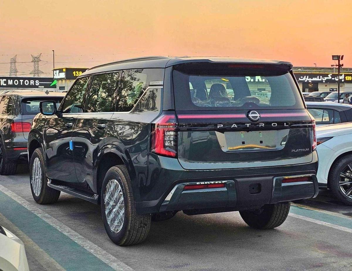 Nissan Patrol SE PLATINUM / 3.8L V6 / PWR SEATS, 360* CAMERA, HEADUP DISPLAY / CODE # SE PLATINUM-5-5