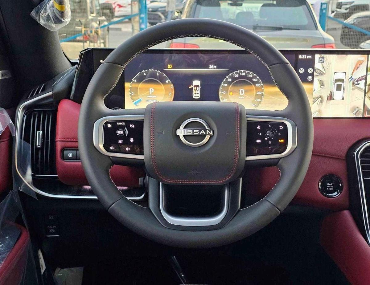 Nissan Patrol SE PLATINUM / 3.8L V6 / PWR SEATS, 360* CAMERA, HEADUP DISPLAY / CODE # SE PLATINUM-18-18