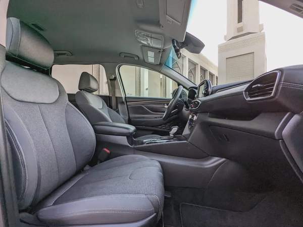 Hyundai Santa FE 2020 Us Specs Full Option With Navigation Perfect Condition Car Low KM Family Suv
