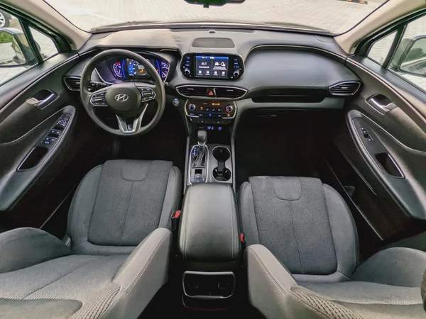 Hyundai Santa FE 2020 Us Specs Full Option With Navigation Perfect Condition Car Low KM Family Suv