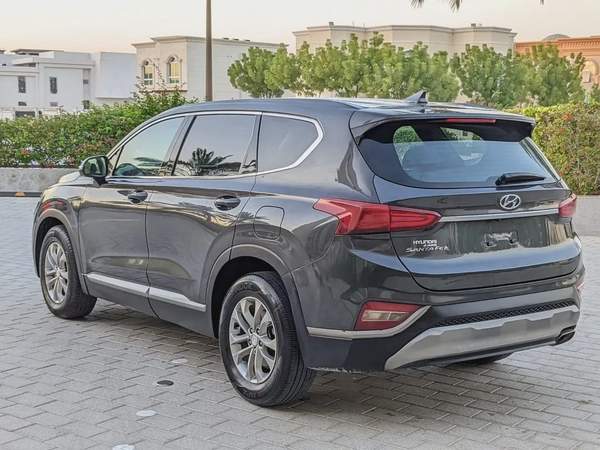 Hyundai Santa FE 2020 Us Specs Full Option With Navigation Perfect Condition Car Low KM Family Suv