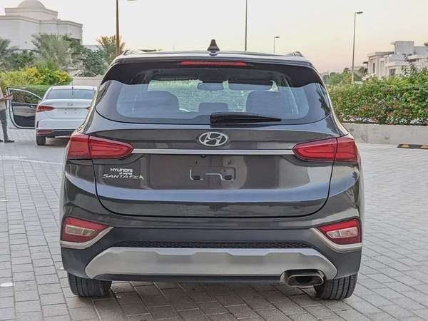 Hyundai Santa FE 2020 Us Specs Full Option With Navigation Perfect Condition Car Low KM Family Suv