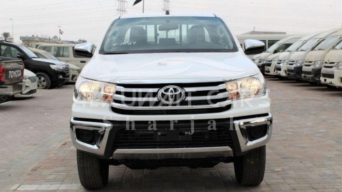 Toyota Hilux Basic 2.4D MT - MY2025-1-1