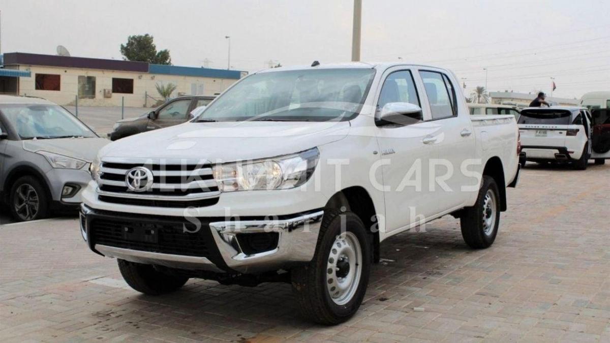 Toyota Hilux Basic 2.4D MT - MY2025-2-2
