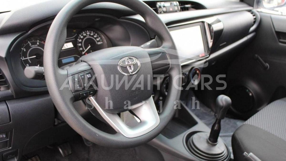 Toyota Hilux Basic 2.4D MT - MY2025-8-8