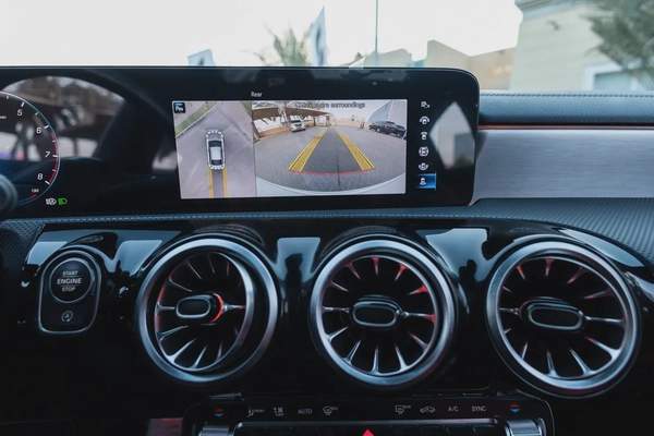 Mercedes-Benz CLA 250