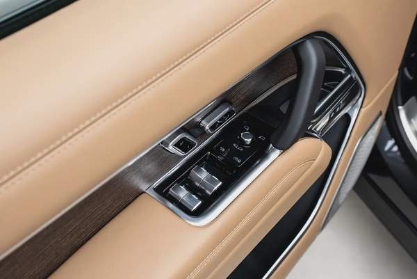 2025 RANGE ROVER P530 AUTOBIOGRAPHY | MAIN DEALER WARRANTY 5 YEARS
