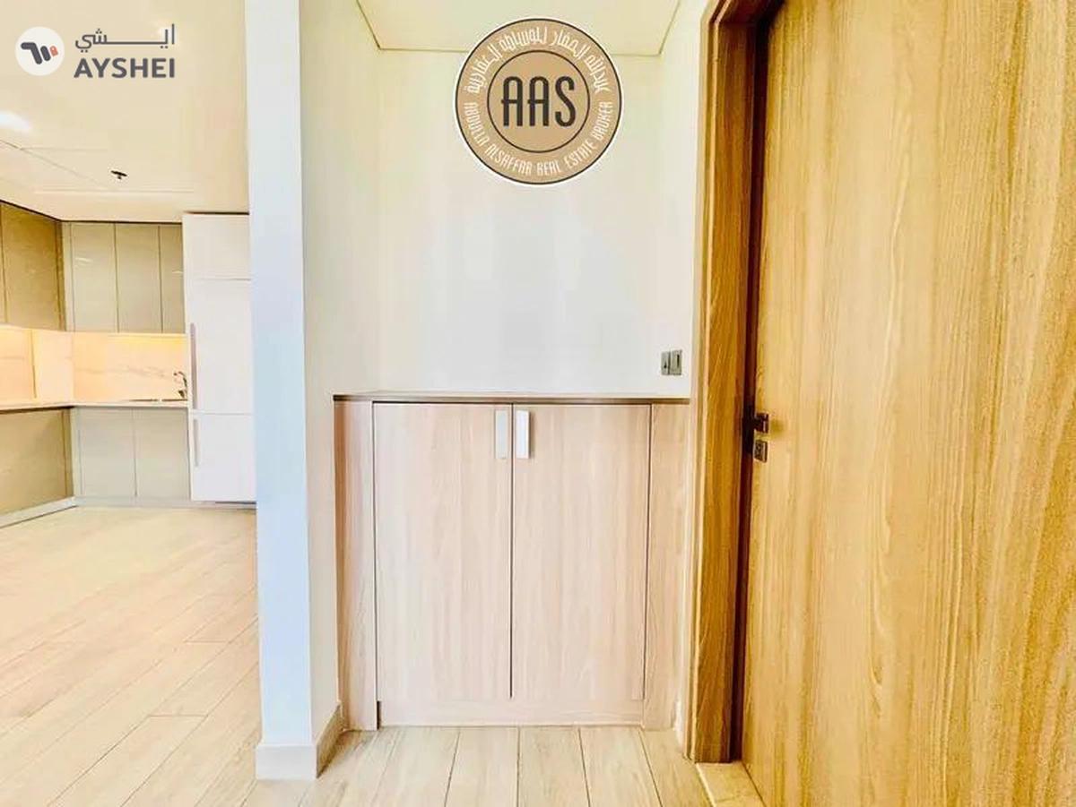 Stunning View • Pool Facing • Chiller Free • Spacious & Luxurious • 1Bhk Available-5-5