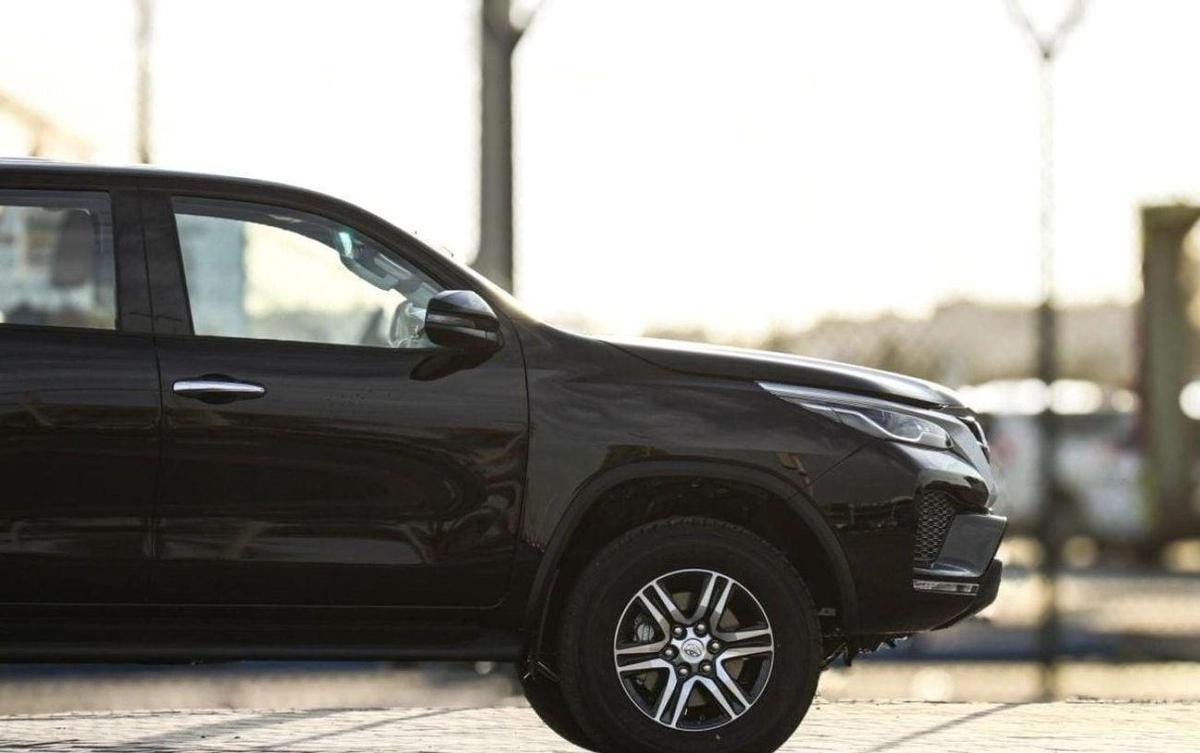 Toyota Fortuner EXR 2.7L (160 HP)-3-3