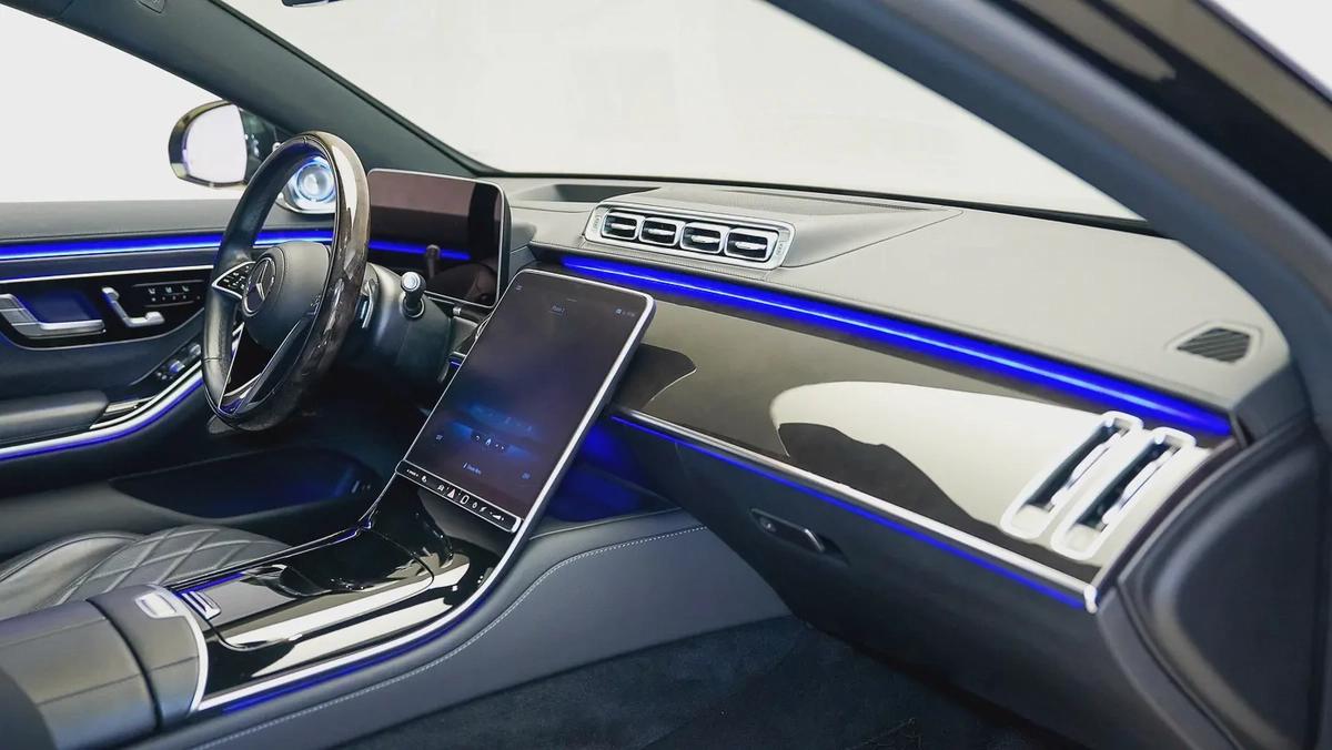 Special Offer | AED 5,631 PM | S63 Styling, Chauffeur Package | S500 AMG Line-6-6