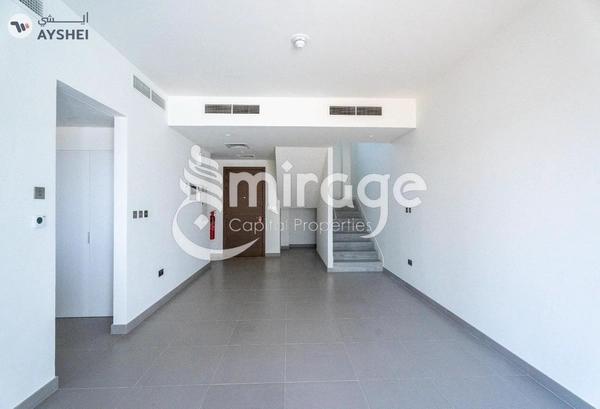 TOWNHOUSE FOR SALE IN NOYA 2, NOYA