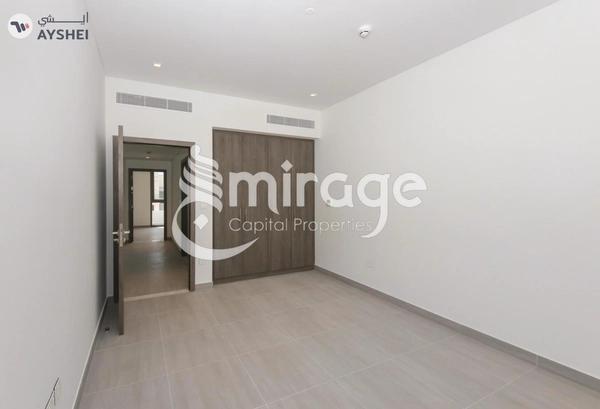 VILLA FOR SALE IN ASPENS, YAS ACRES