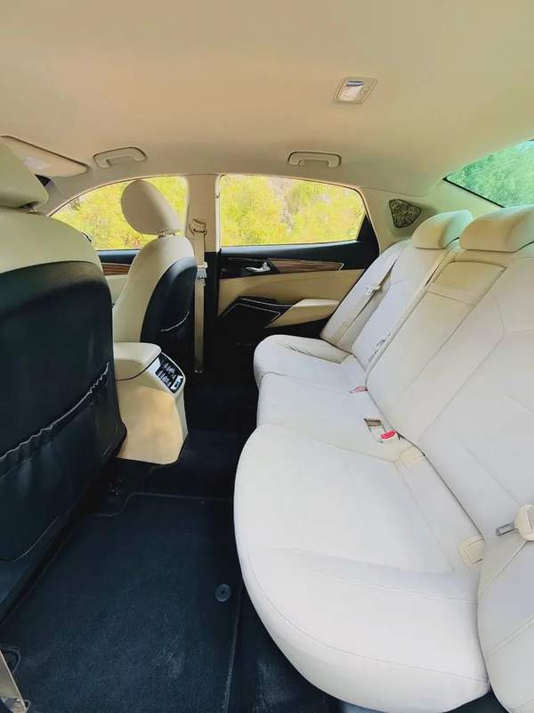 كيا كادينزا خليجي بحالة الوكالة 2019 Kia Cadenza LX - GCC Specs