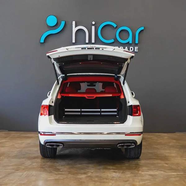 AED 5,448 P.M • 0% Downpayment • Bentley Bentayga • 1 Year Warranty